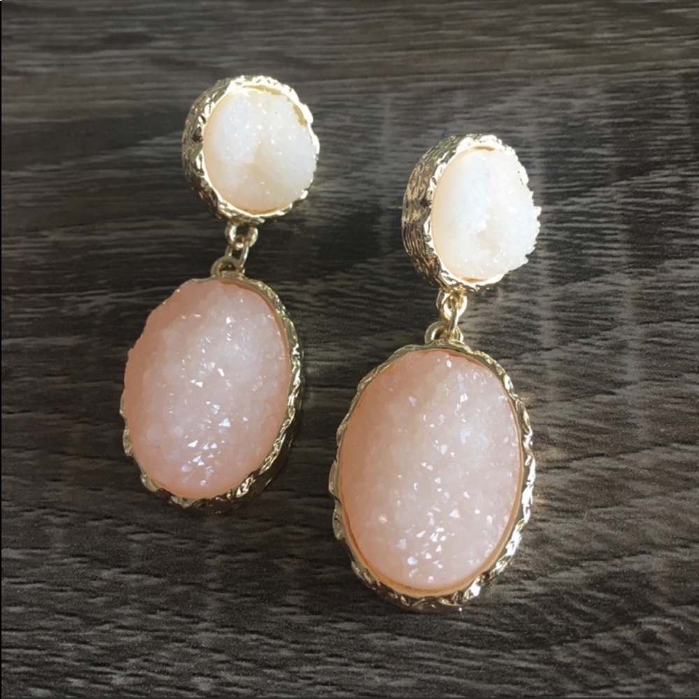 Anthro Druzy Quartz Earrings in Blush - Picture 4 of 4
